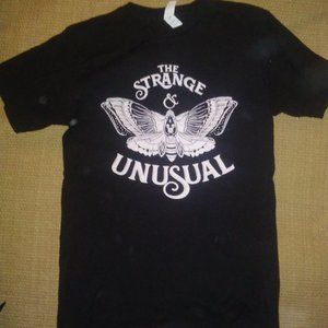 The Strange & Unusual Oddities store t-shirt - Size SM